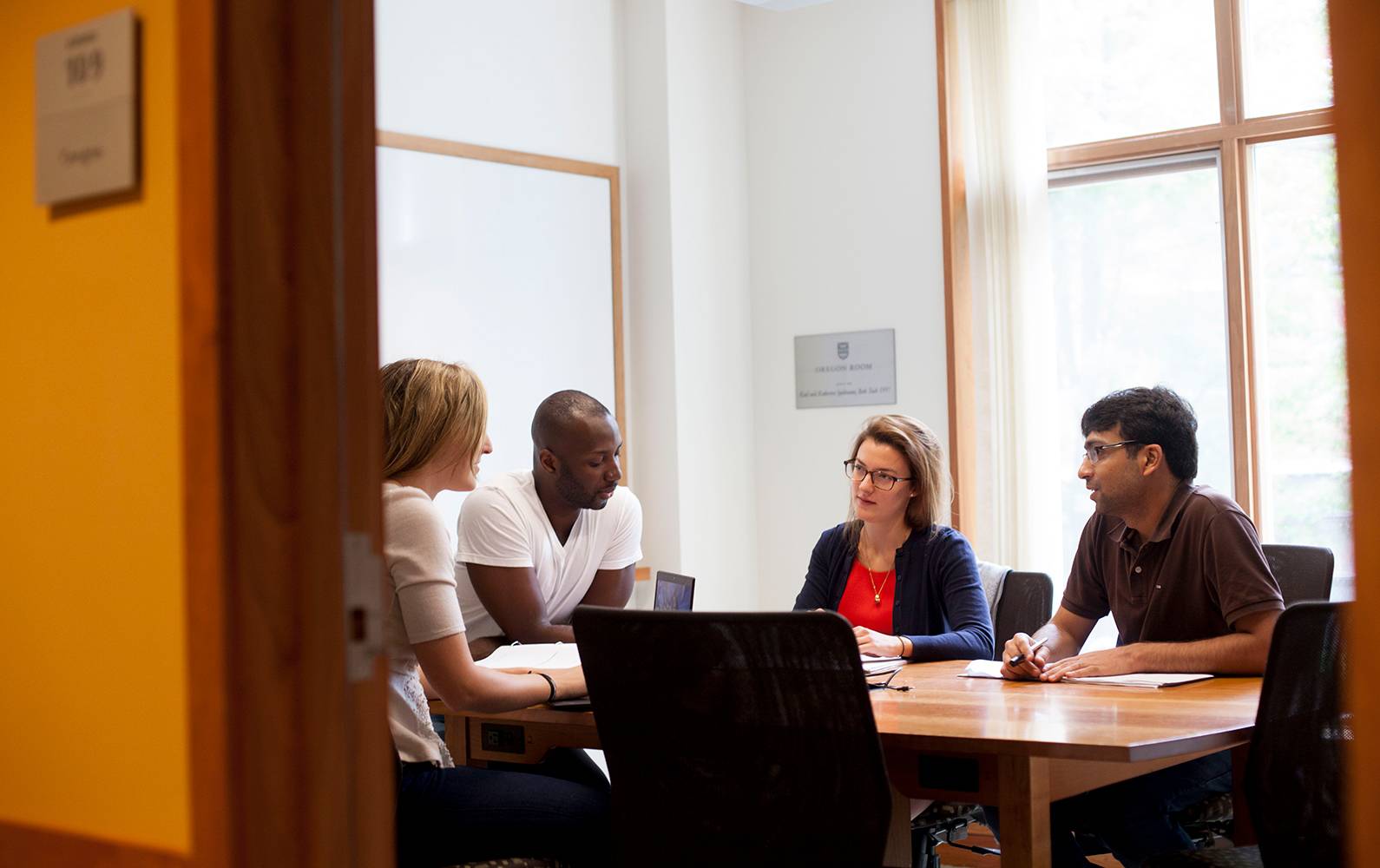 new student orientation at Tuck